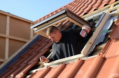 Pose de fenêtres de toit Velux à Kermoroc'h